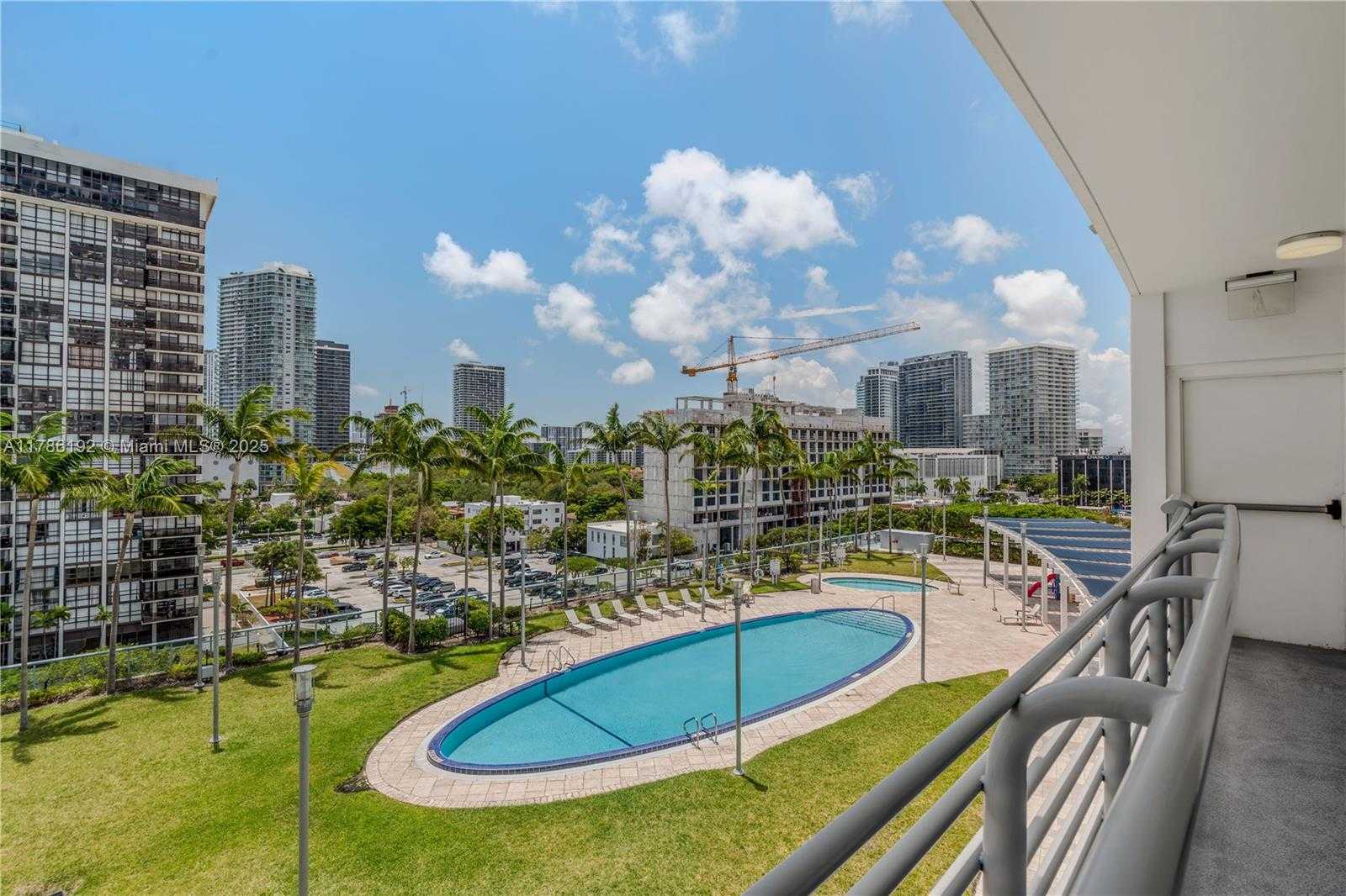 Small Image of 601 NORTH EAST 36 ST #803, Miami Number 27