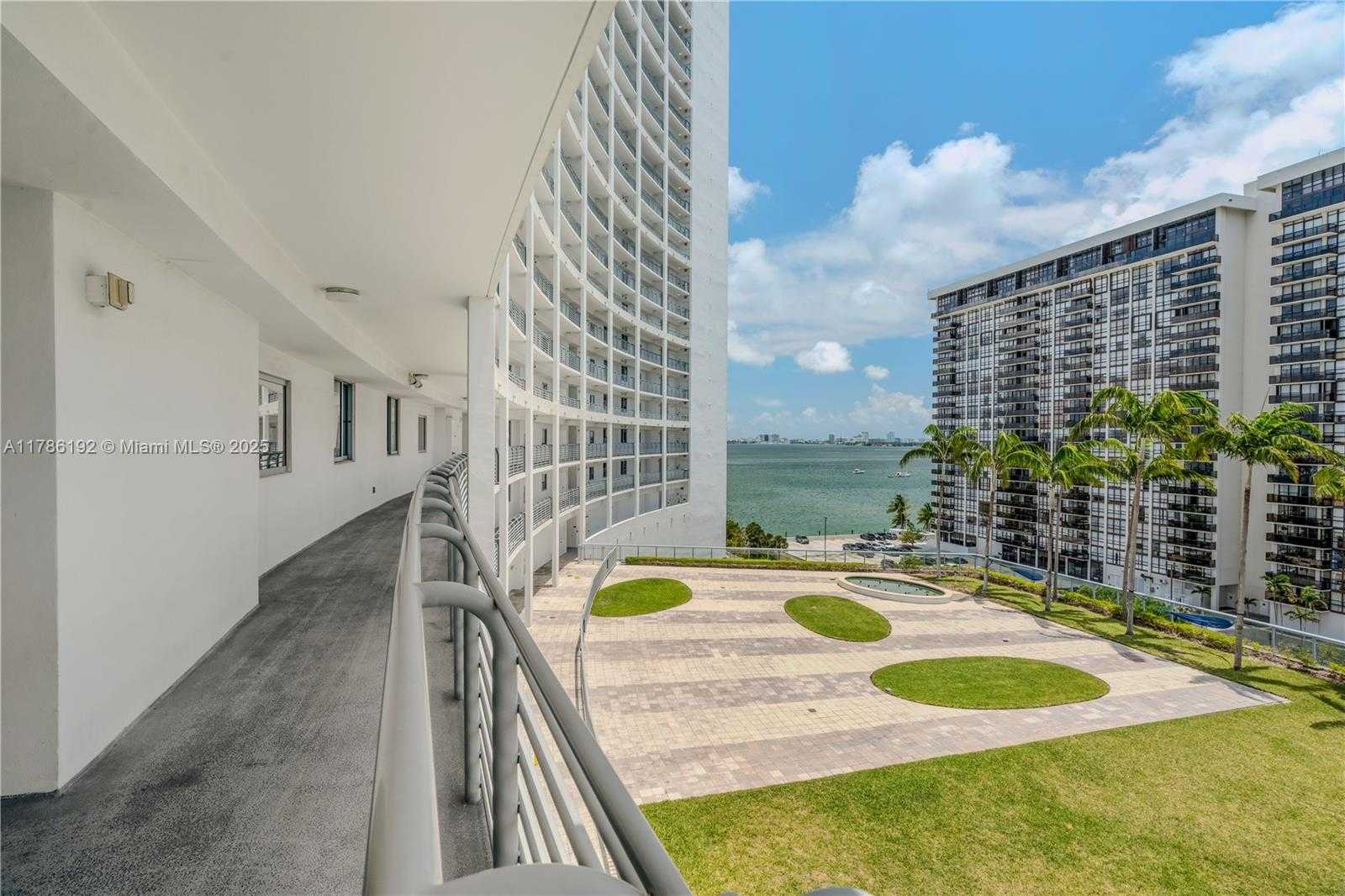 Small Image of 601 NORTH EAST 36 ST #803, Miami Number 42