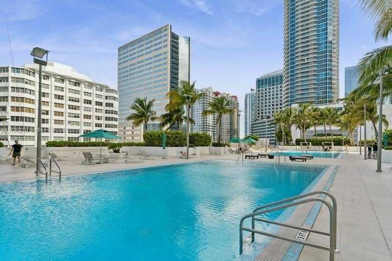 Small Image of 950 BRICKELL BAY DR #4606, Miami Number 17
