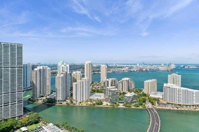 Small Image of 950 BRICKELL BAY DR #4606, Miami Number 2