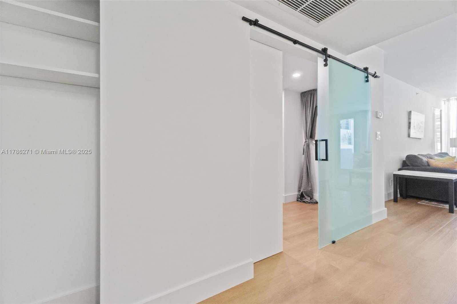 Small Image of 100 LINCOLN RD #908, Miami Beach Number 11