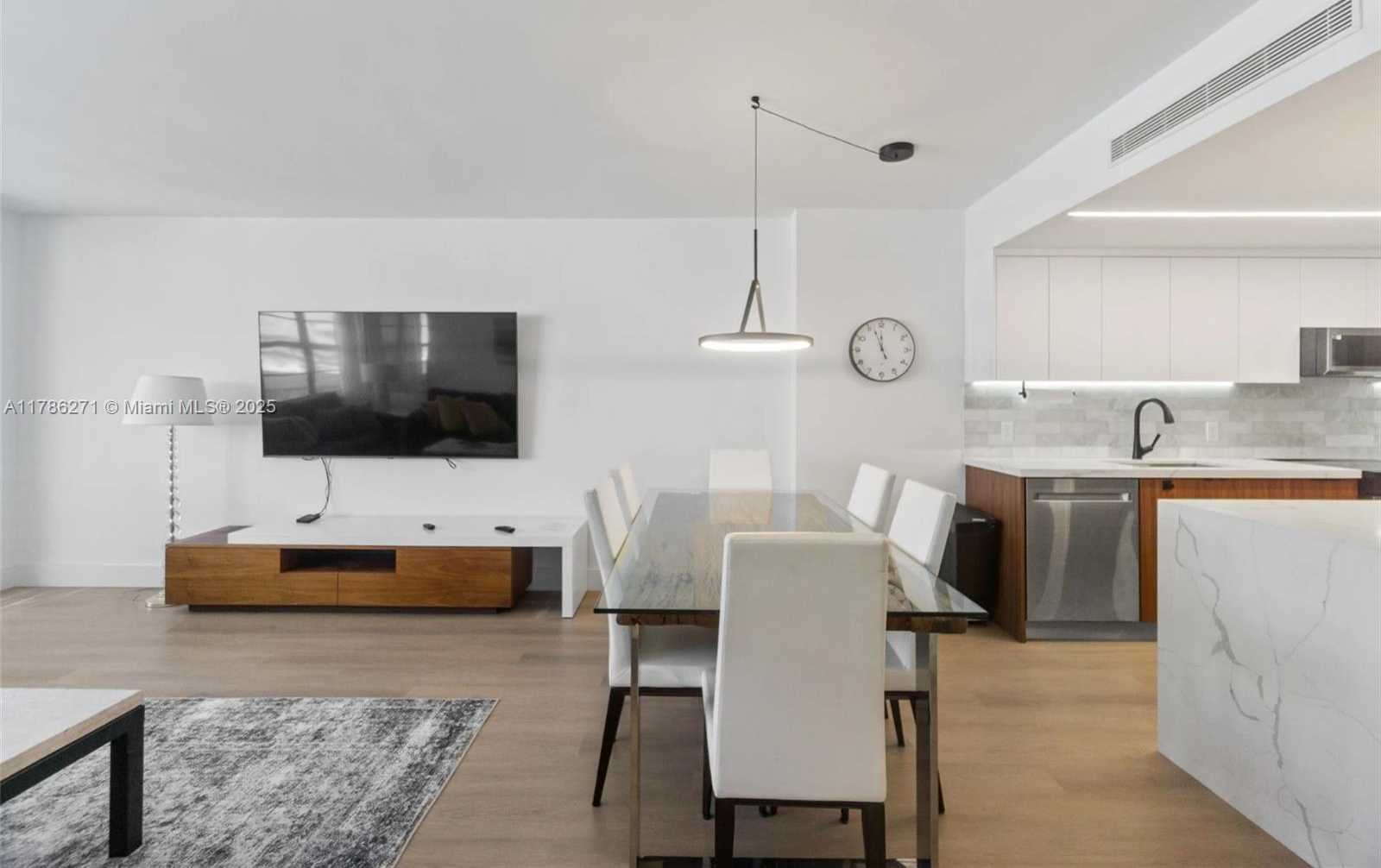 Small Image of 100 LINCOLN RD #908, Miami Beach Number 5