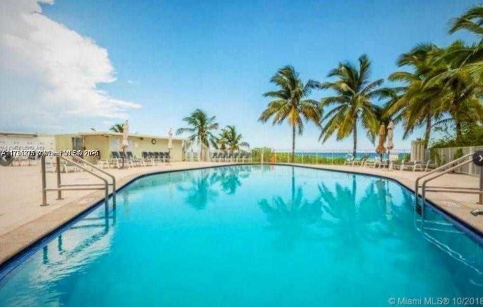Small Image of 5825 COLLINS AVE #2D, Miami Beach Number 61