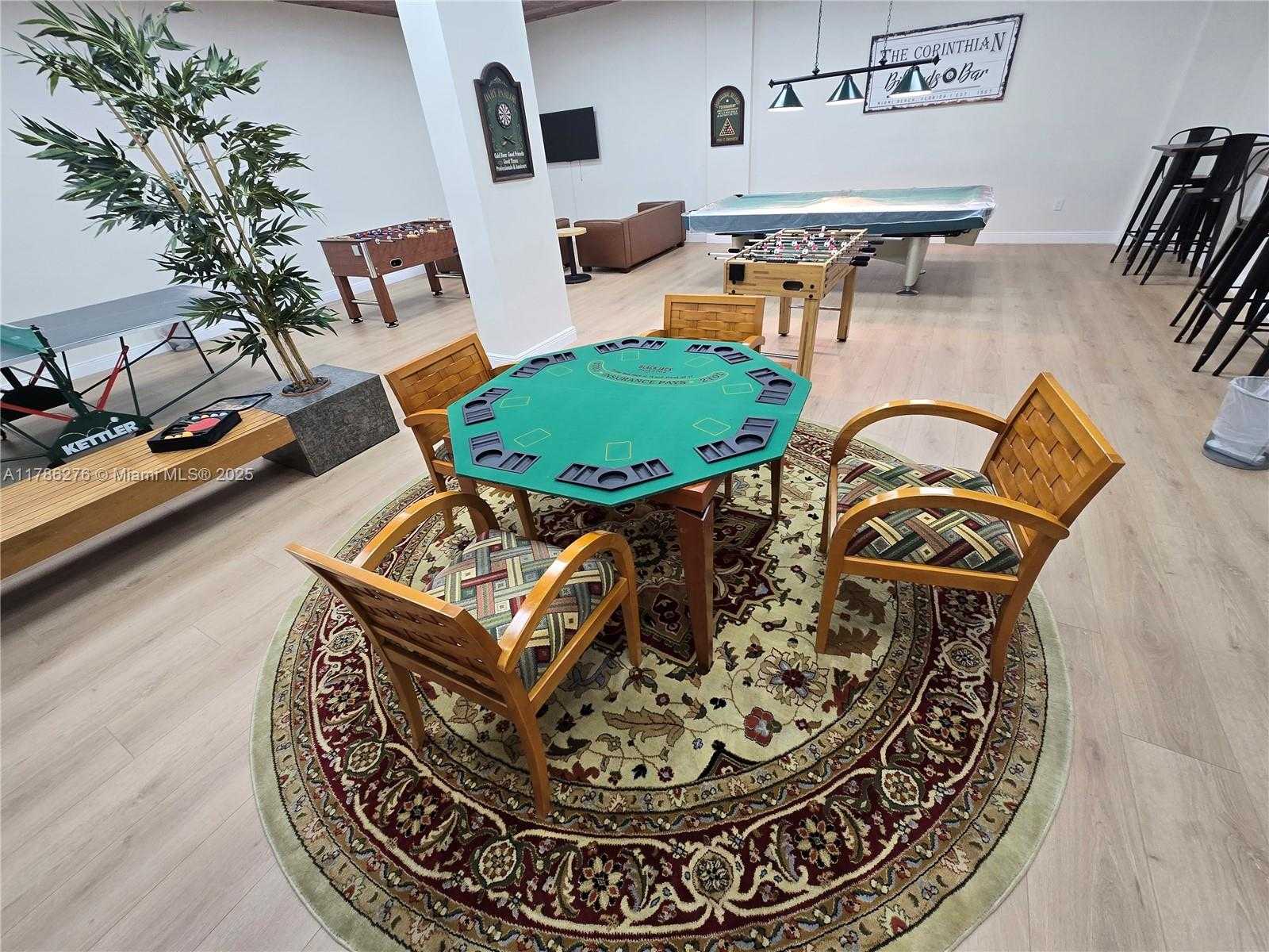 Small Image of 5825 COLLINS AVE #2D, Miami Beach Number 69