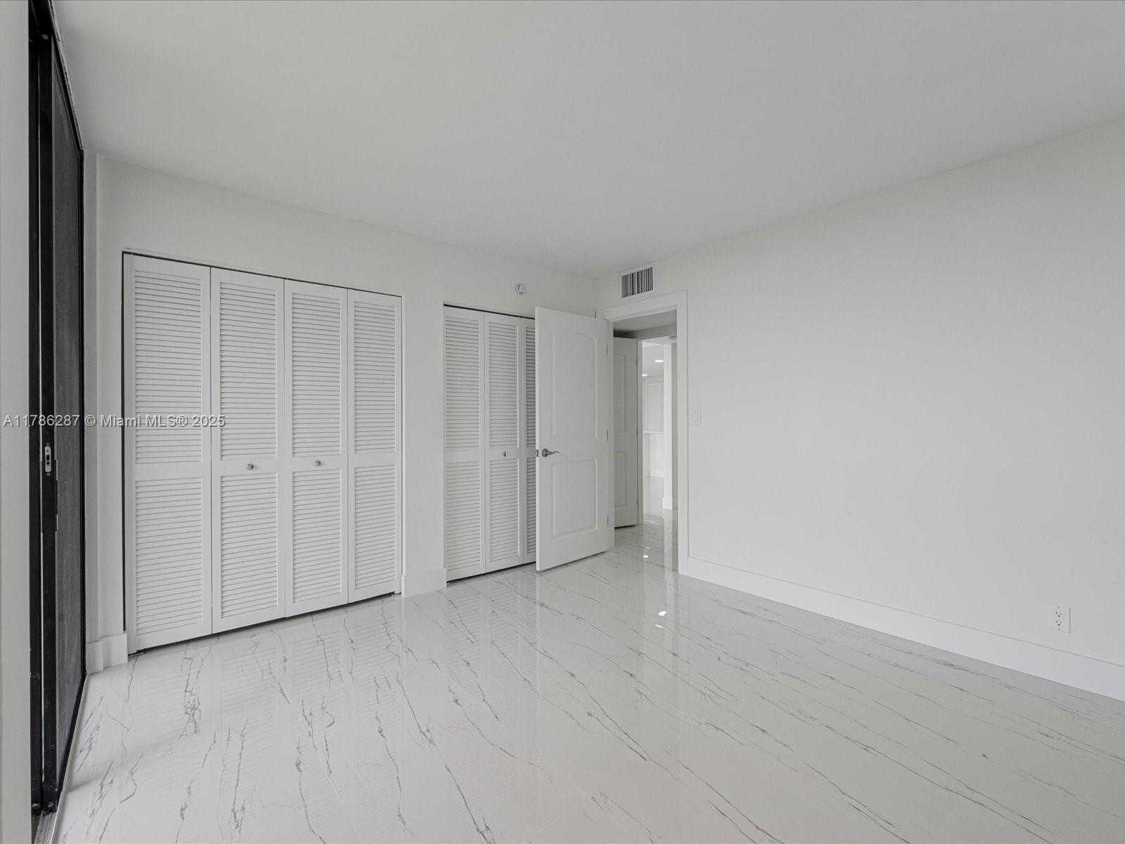 Small Image of 2000 PRESIDENTIAL WAY #901, West Palm Beach Number 18
