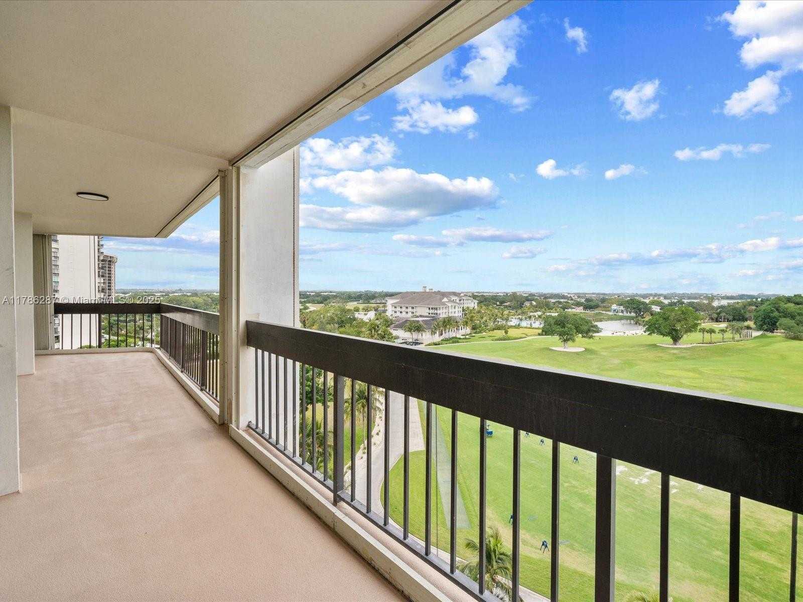 Small Image of 2000 PRESIDENTIAL WAY #901, West Palm Beach Number 26