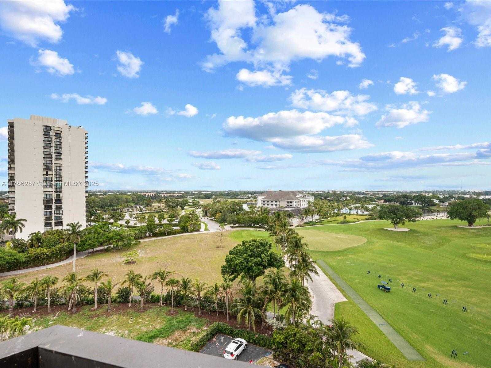 Small Image of 2000 PRESIDENTIAL WAY #901, West Palm Beach Number 30