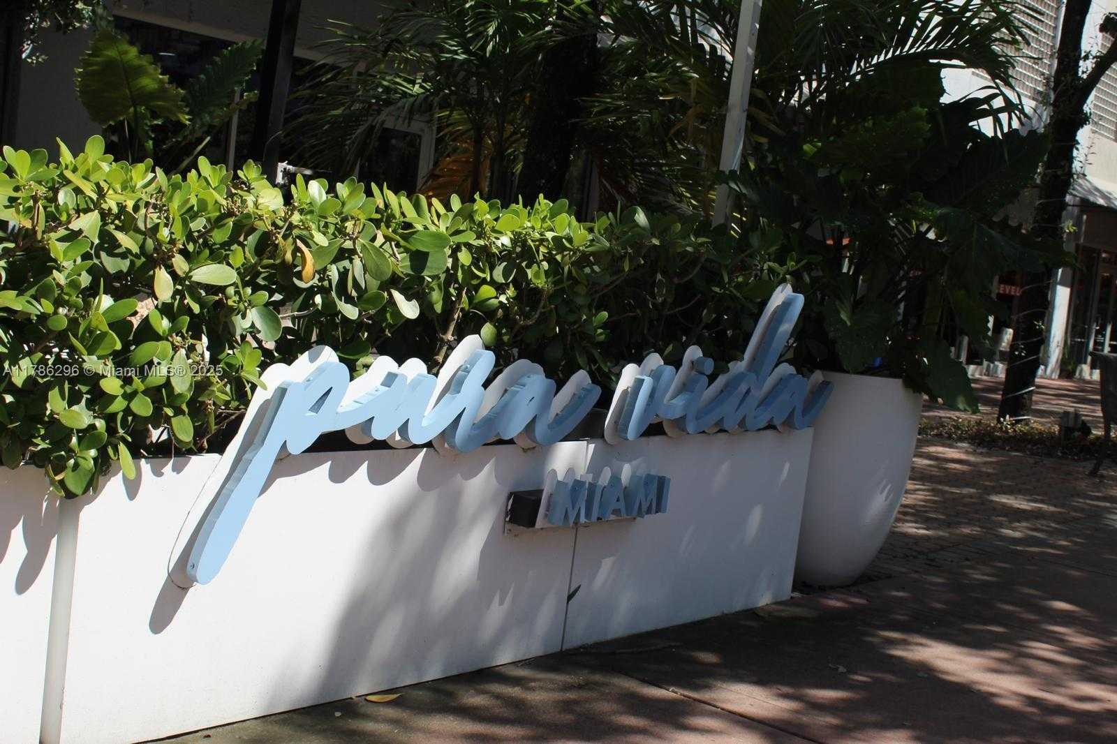 Small Image of 899 WEST AVE #7E, Miami Beach Number 53