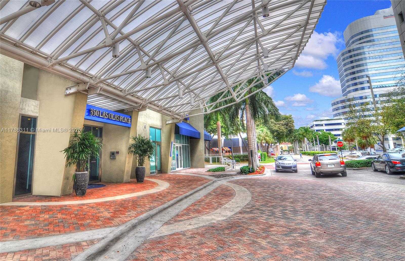 Small Image of 350 SOUTH EAST 2ND ST #GPH50, Fort Lauderdale Number 41