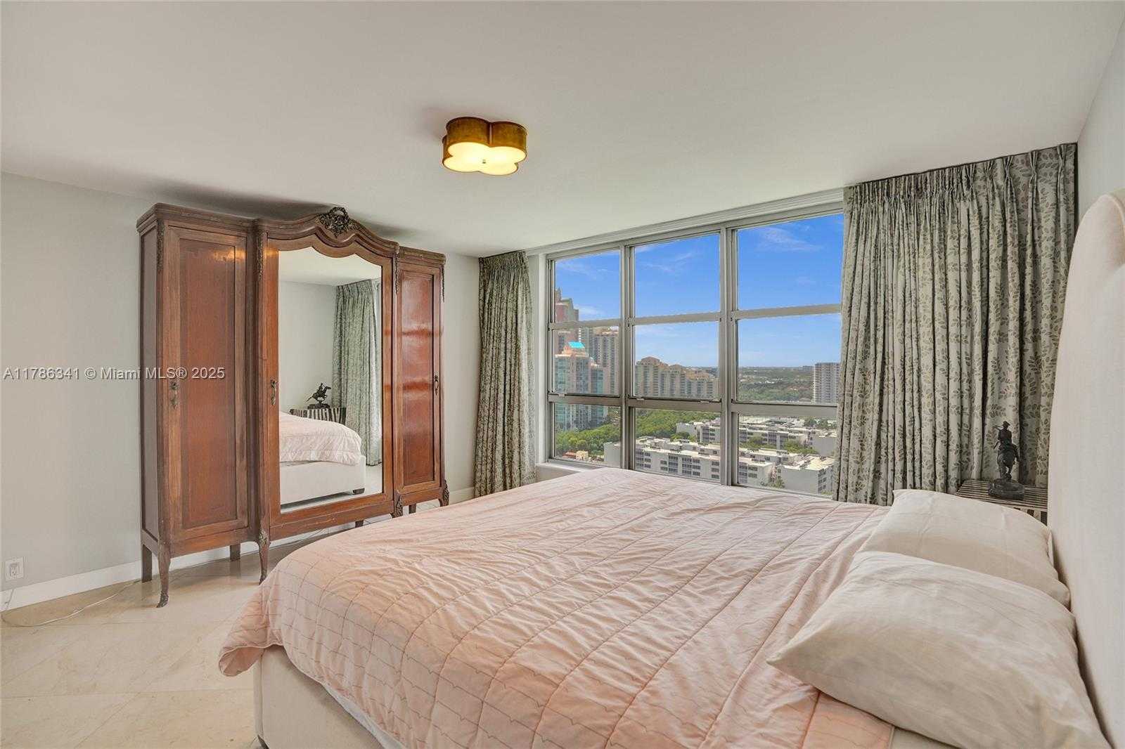 Small Image of 3500 MYSTIC POINTE DR #2101, Aventura Number 22
