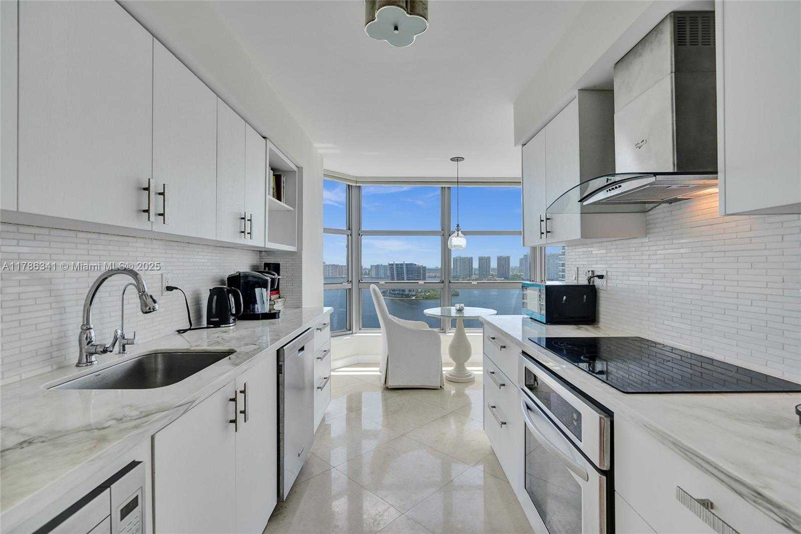 Small Image of 3500 MYSTIC POINTE DR #2101, Aventura Number 3