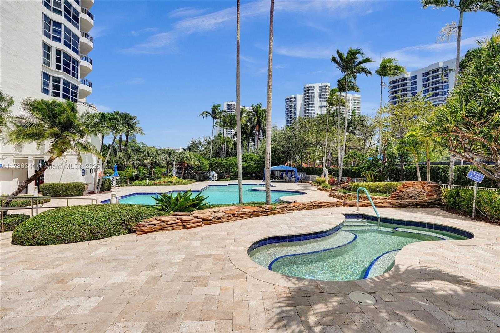 Small Image of 3500 MYSTIC POINTE DR #2101, Aventura Number 34