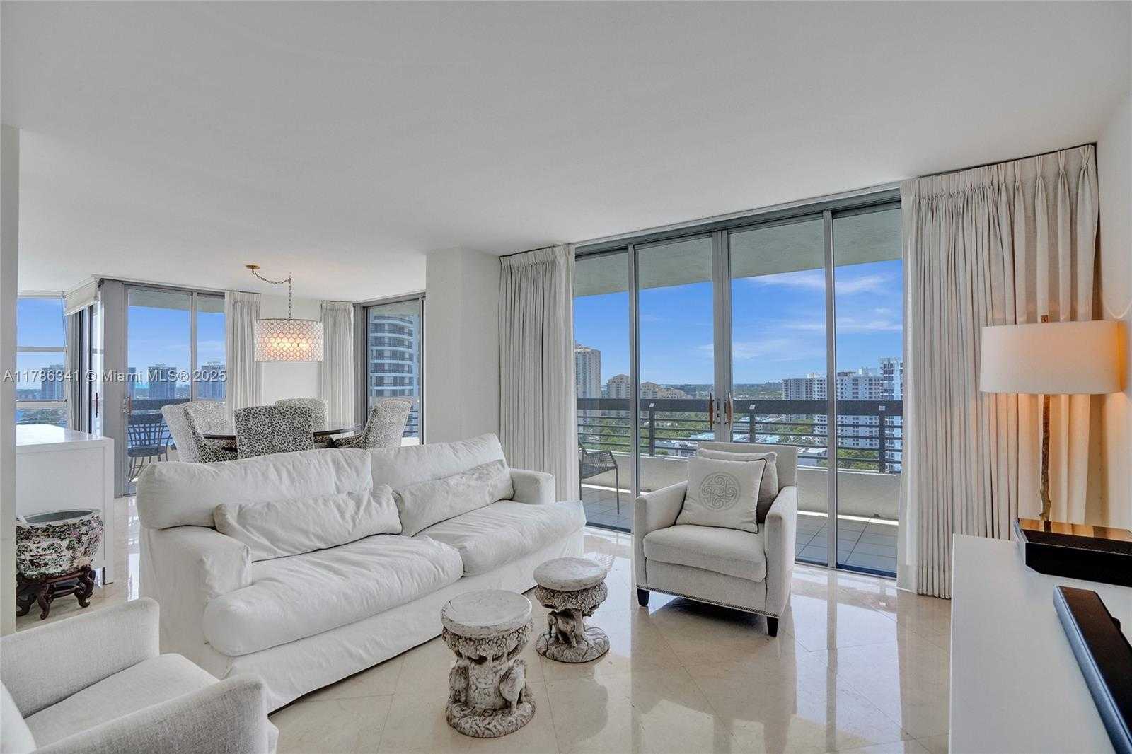 Small Image of 3500 MYSTIC POINTE DR #2101, Aventura Number 9