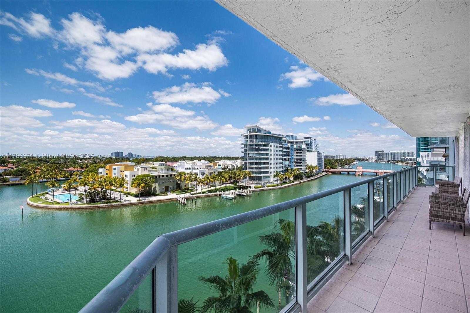 Small Image of 5900 COLLINS AVE #805, Miami Beach Number 11