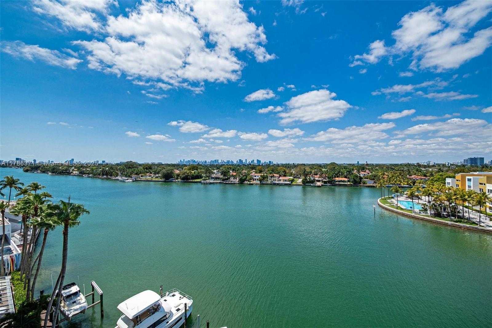 Small Image of 5900 COLLINS AVE #805, Miami Beach Number 12