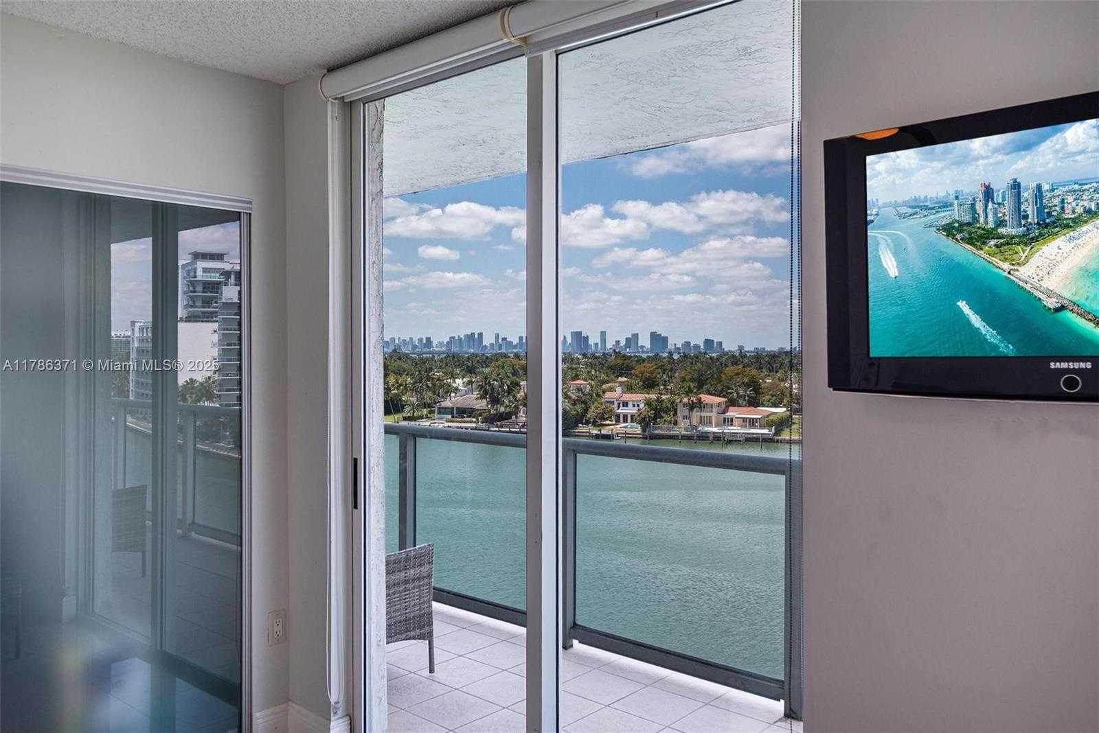 Small Image of 5900 COLLINS AVE #805, Miami Beach Number 16