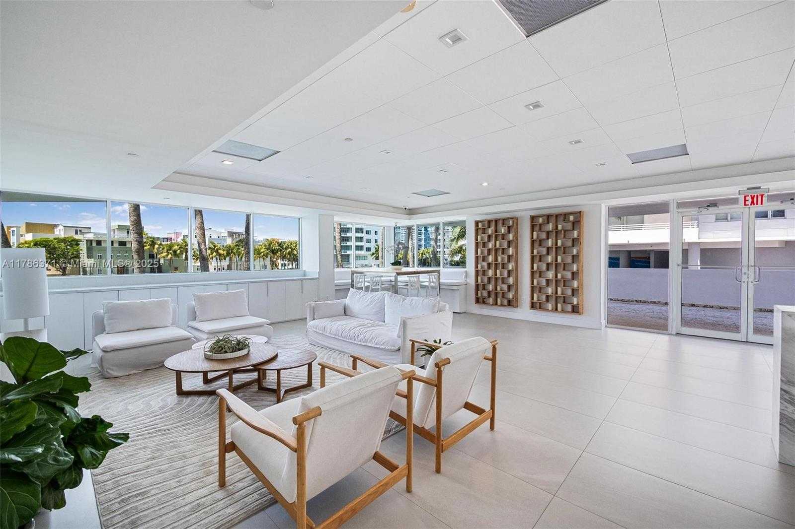 Small Image of 5900 COLLINS AVE #805, Miami Beach Number 30