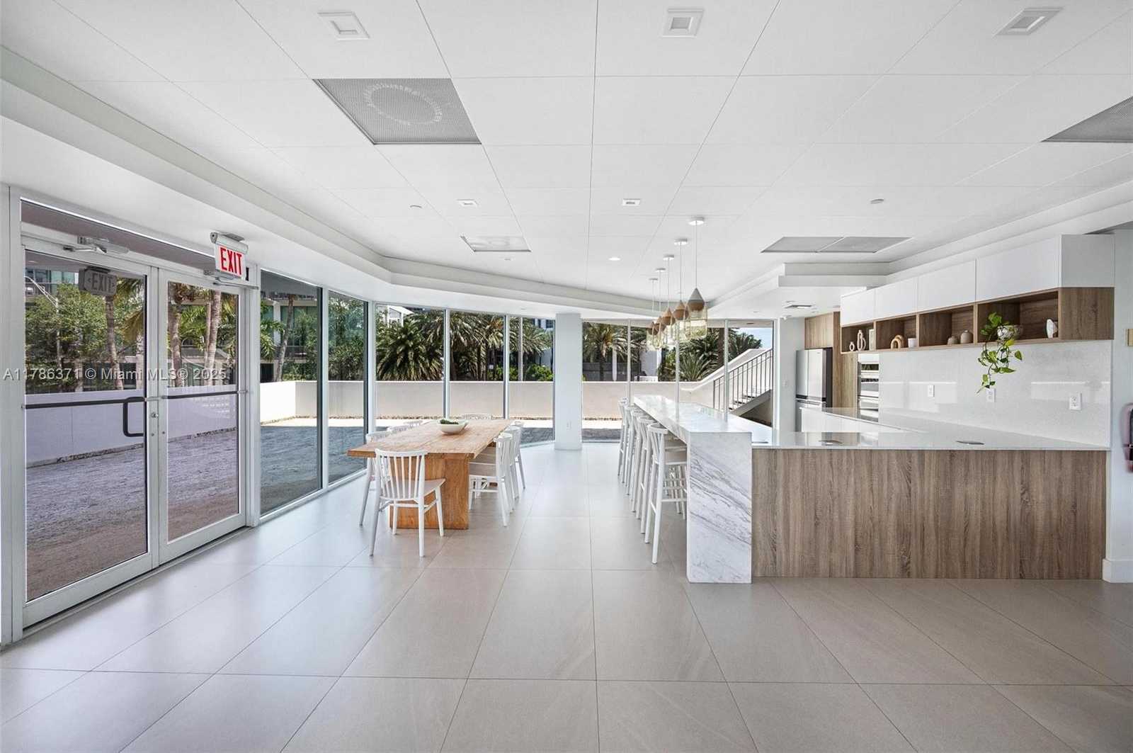 Small Image of 5900 COLLINS AVE #805, Miami Beach Number 33