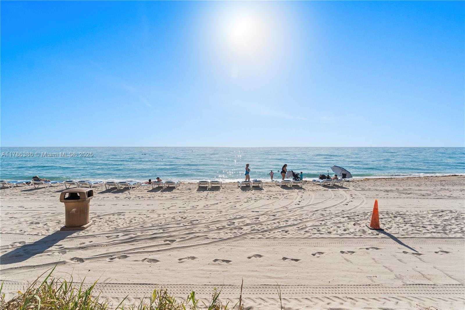 Small Image of 19201 COLLINS AVE #122, Sunny Isles Beach Number 3
