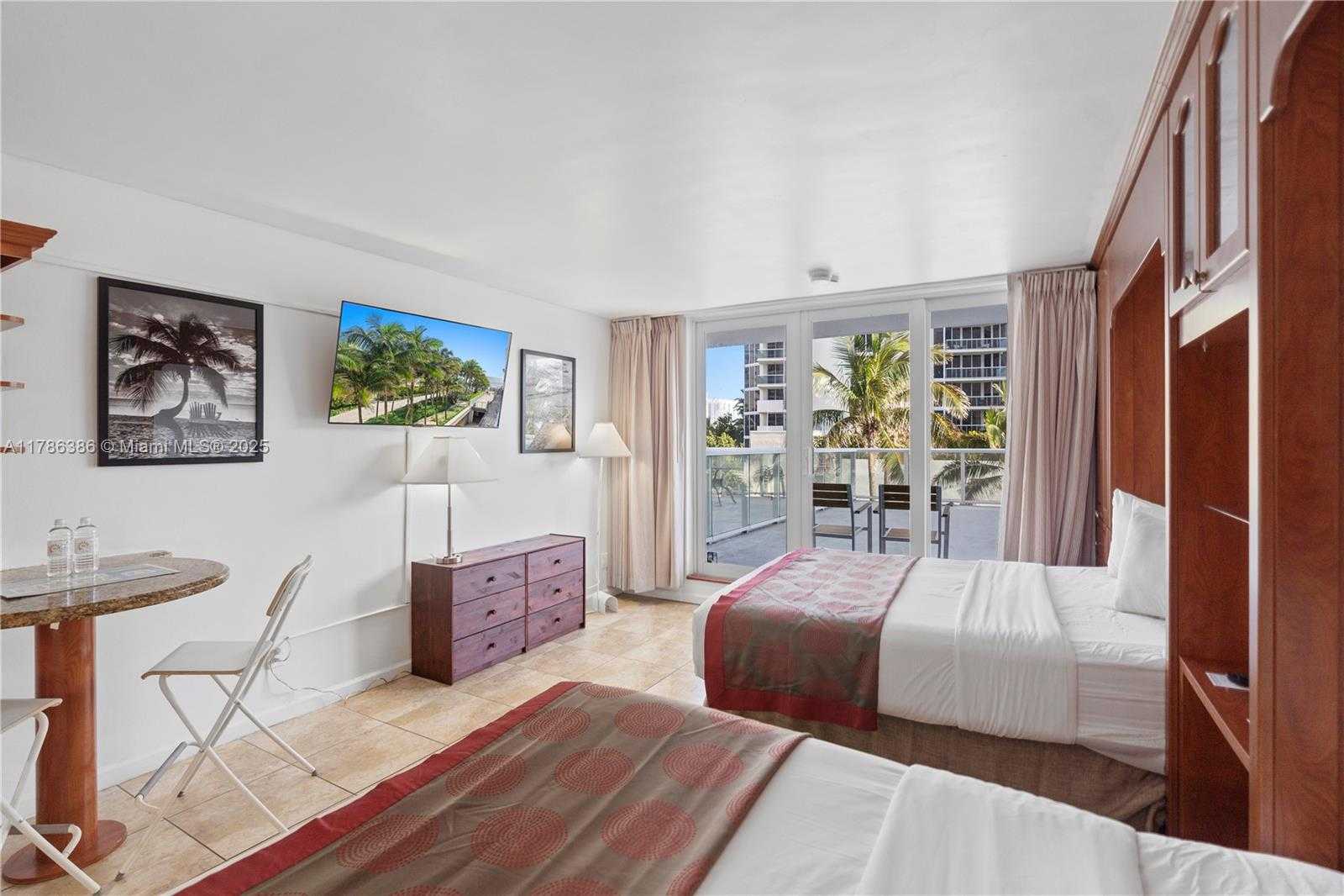 Small Image of 19201 COLLINS AVE #122, Sunny Isles Beach Number 5