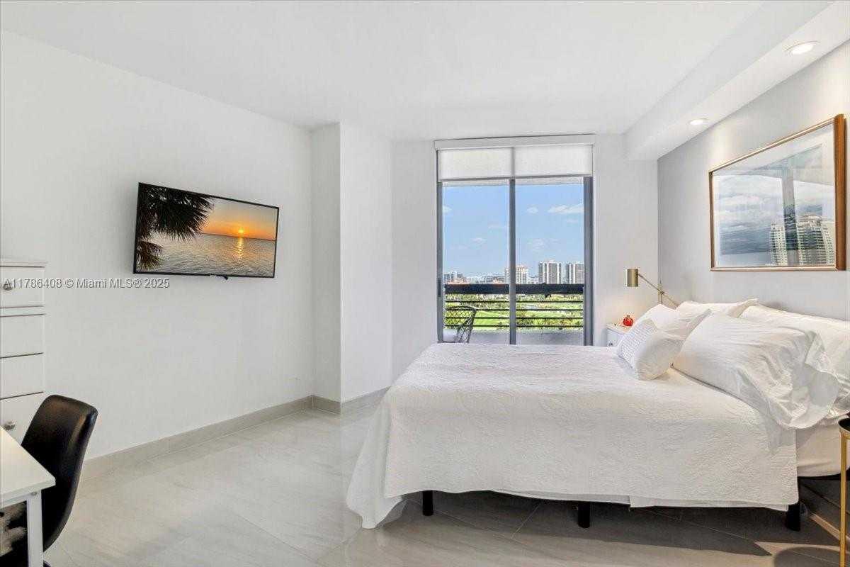Small Image of 3400 192ND ST #1606, Aventura Number 14