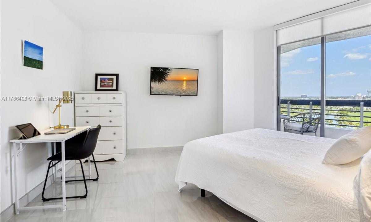 Small Image of 3400 192ND ST #1606, Aventura Number 16