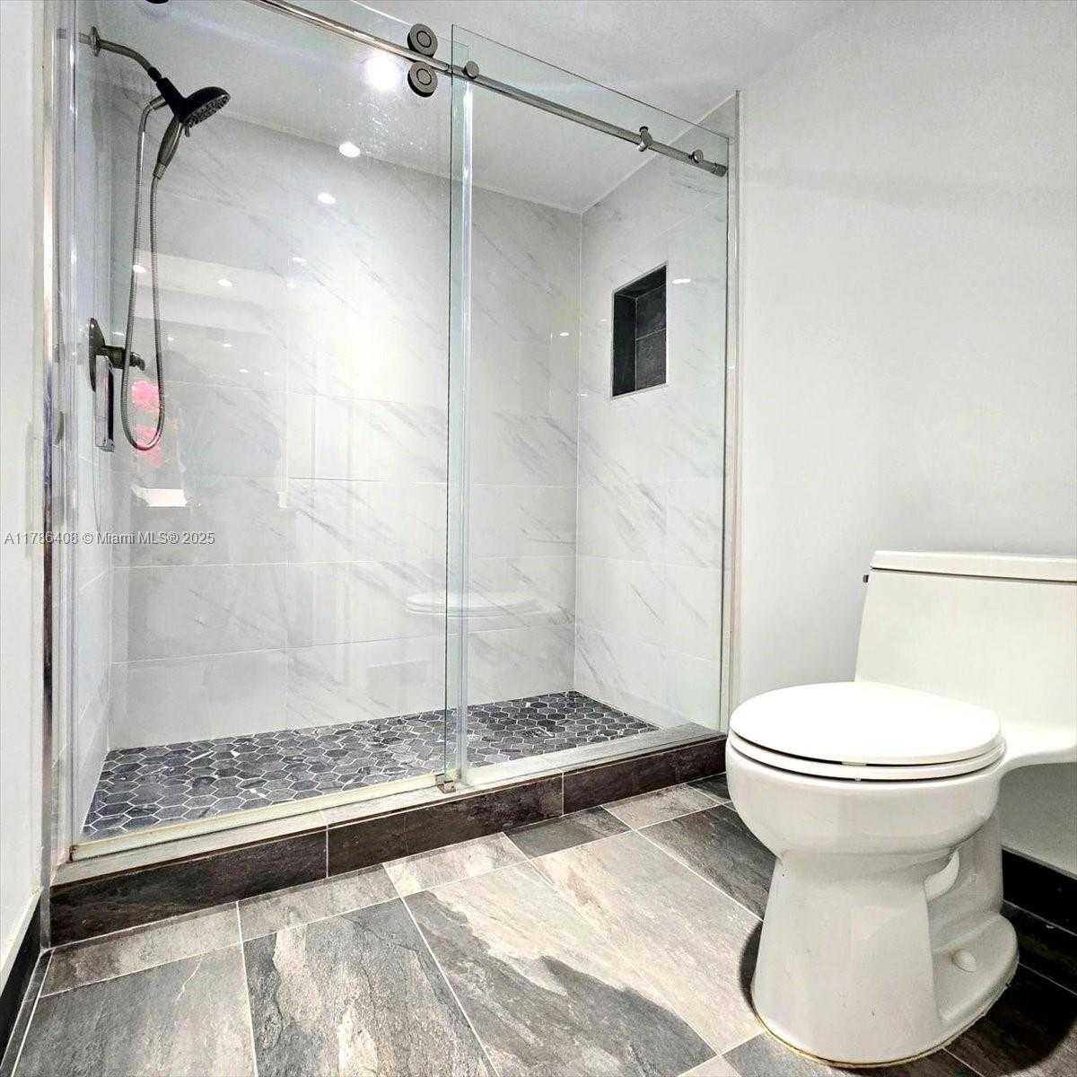 Small Image of 3400 192ND ST #1606, Aventura Number 24
