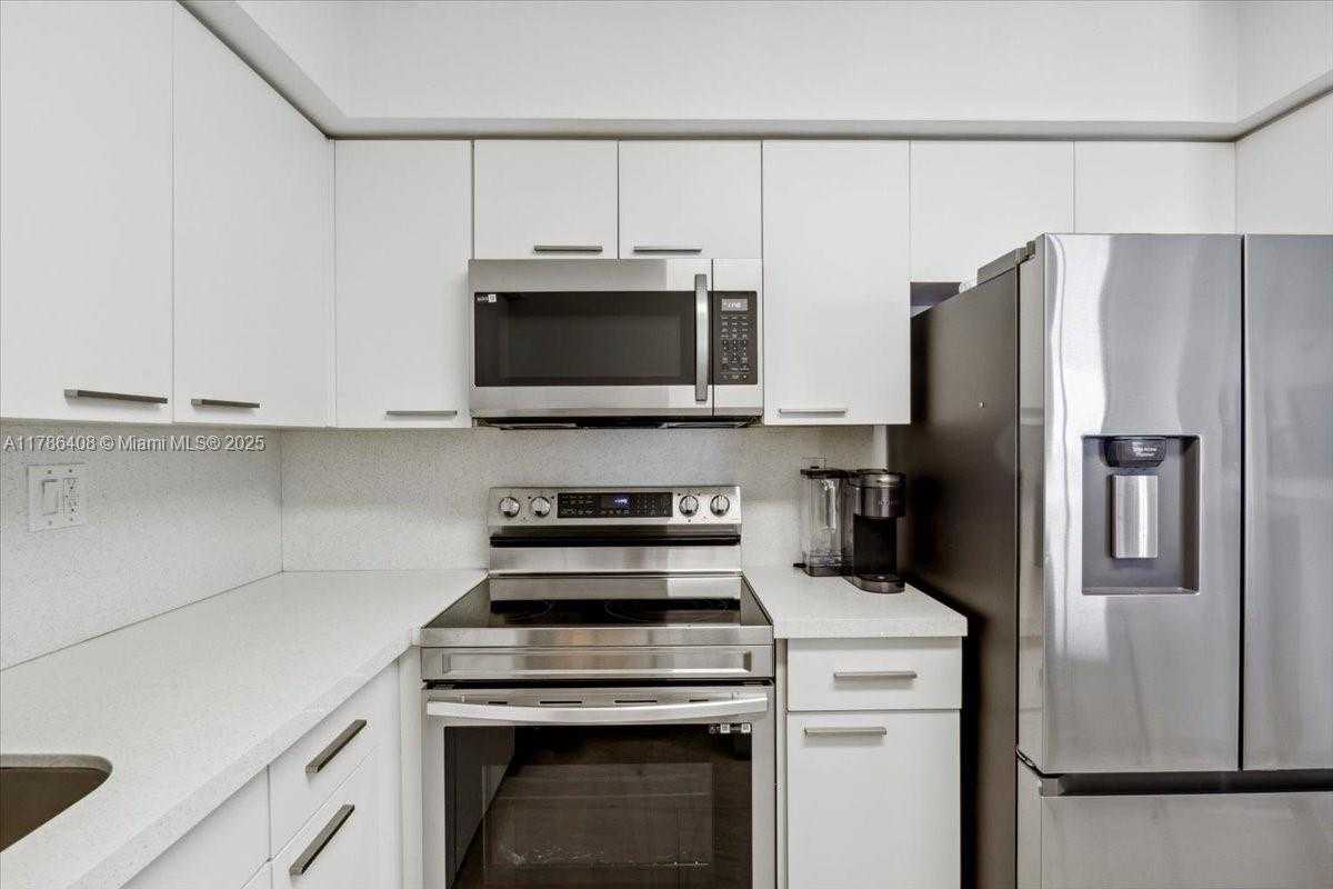 Small Image of 3400 192ND ST #1606, Aventura Number 27