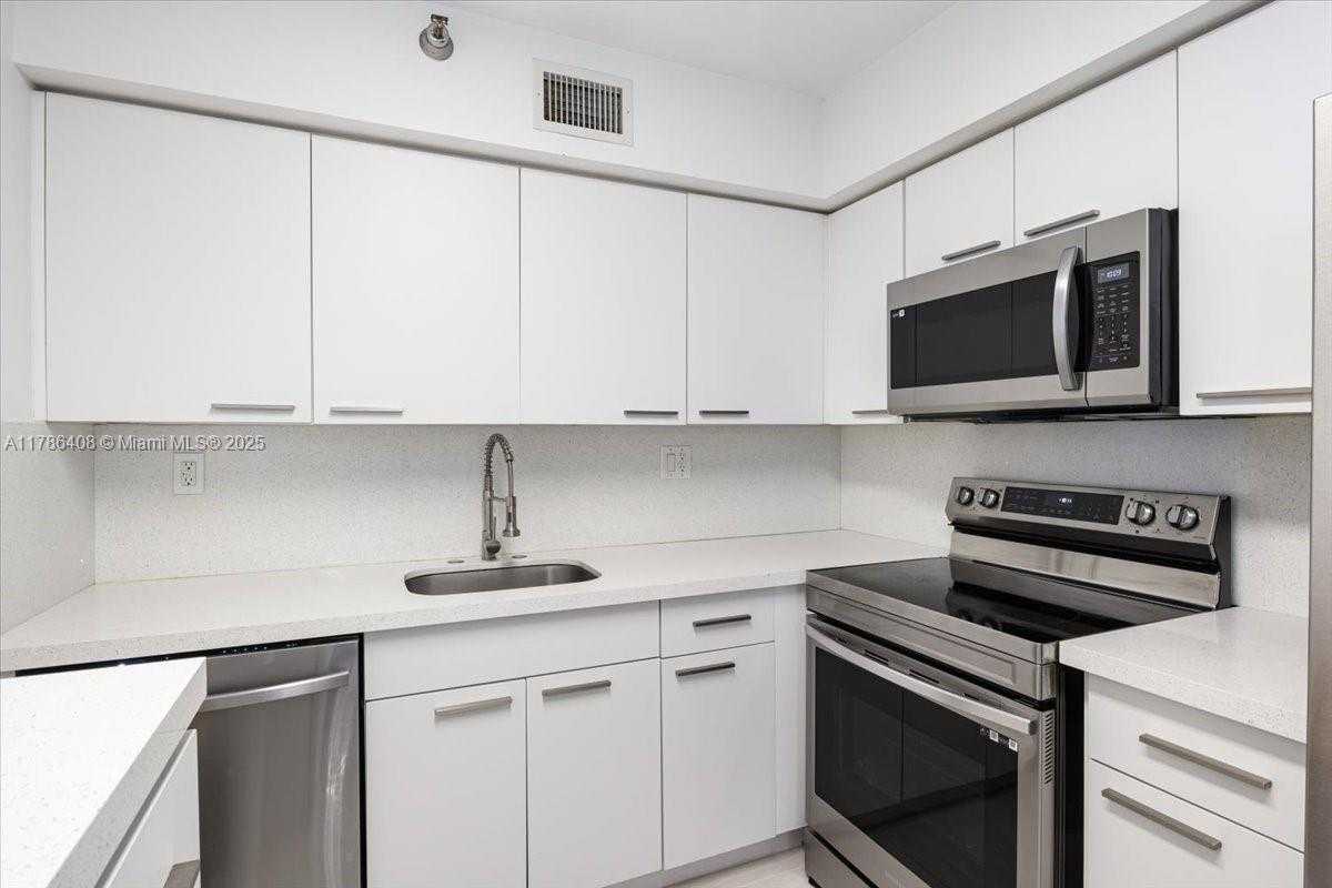 Small Image of 3400 192ND ST #1606, Aventura Number 29