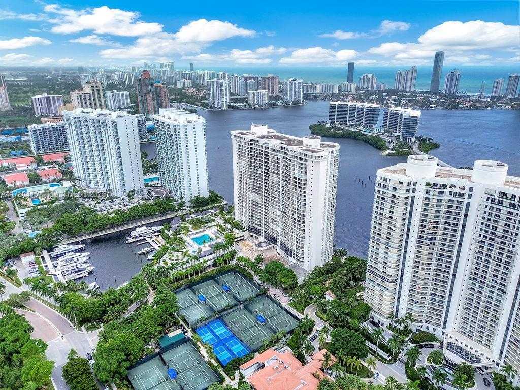Small Image of 7000 ISLAND BLVD #2708, Aventura Number 2