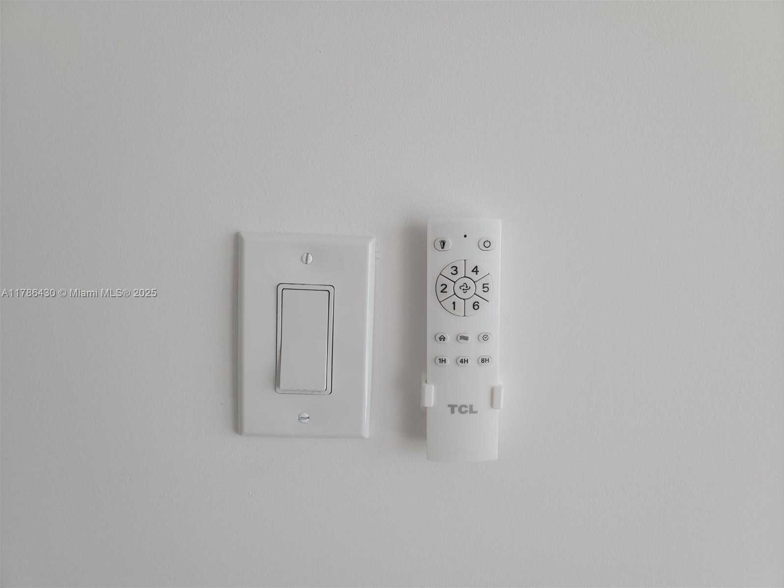 Small Image of 2655 COLLINS AVE #608, Miami Beach Number 16