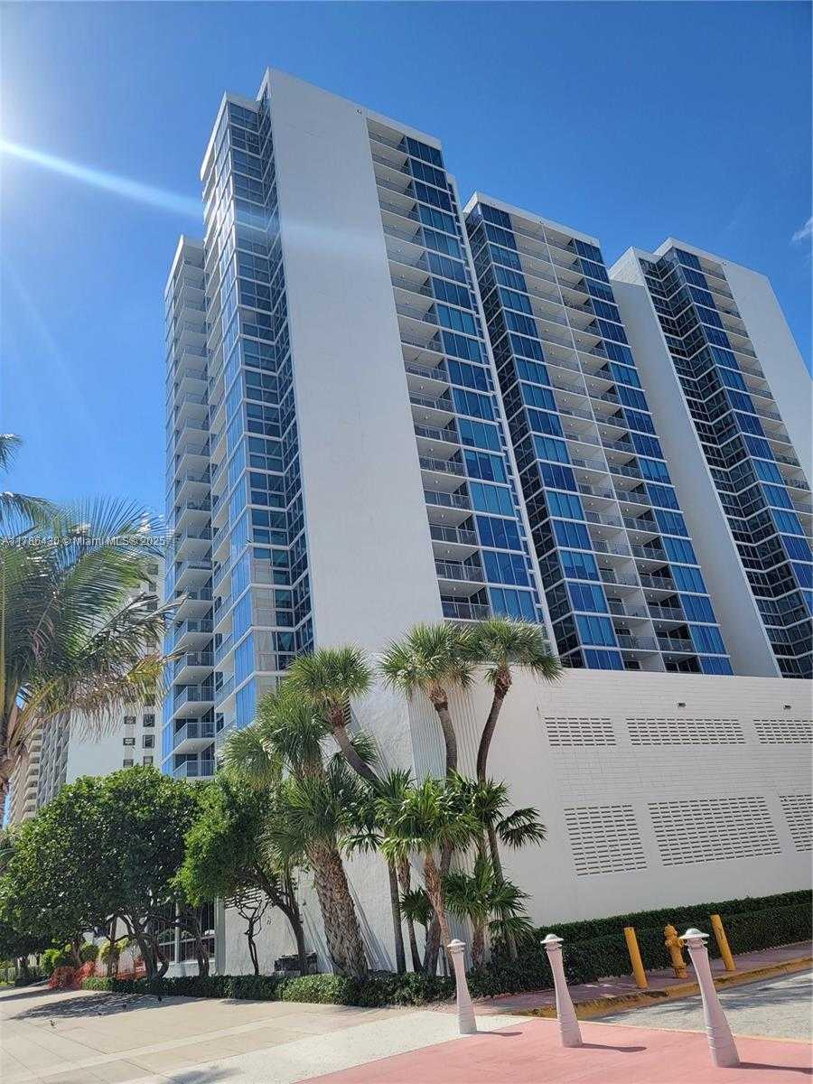 Small Image of 2655 COLLINS AVE #608, Miami Beach Number 23