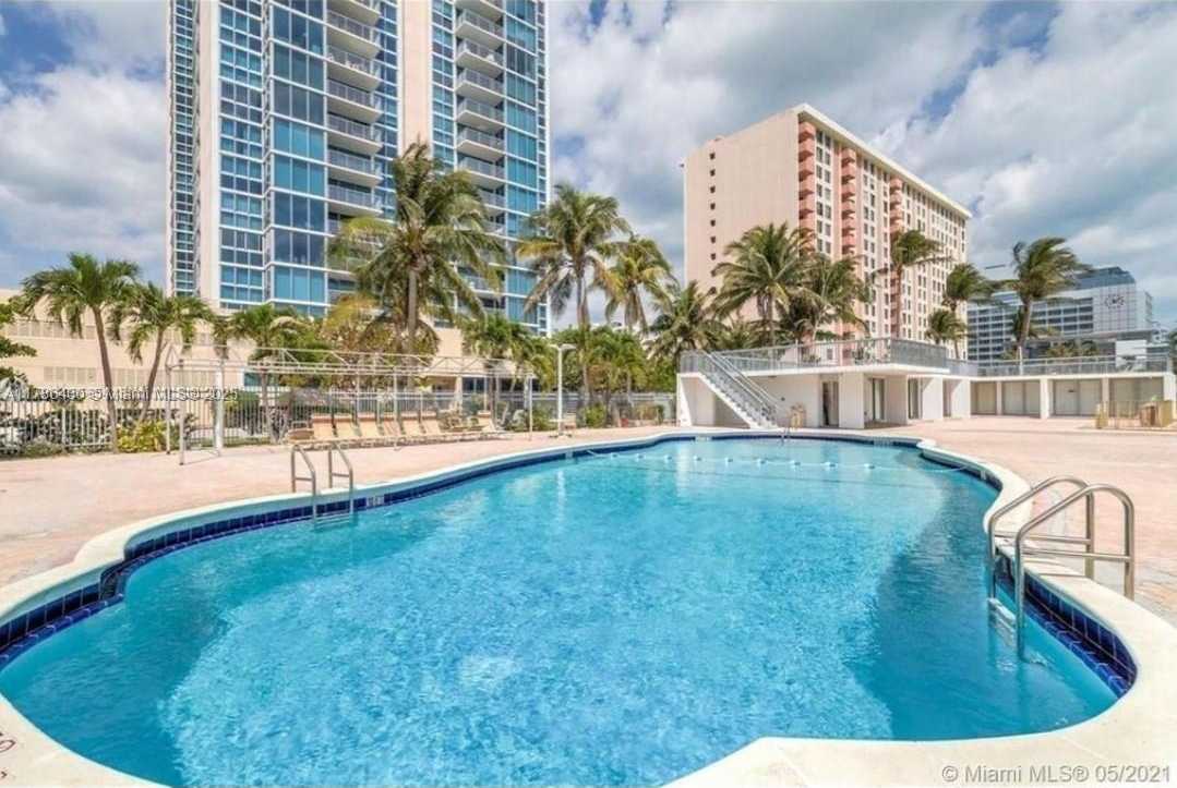Small Image of 2655 COLLINS AVE #608, Miami Beach Number 26