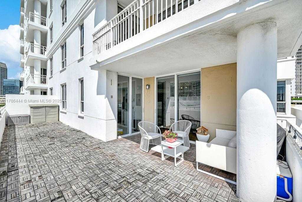 Small Image of 701 BRICKELL KEY BLVD #610, Miami Number 21