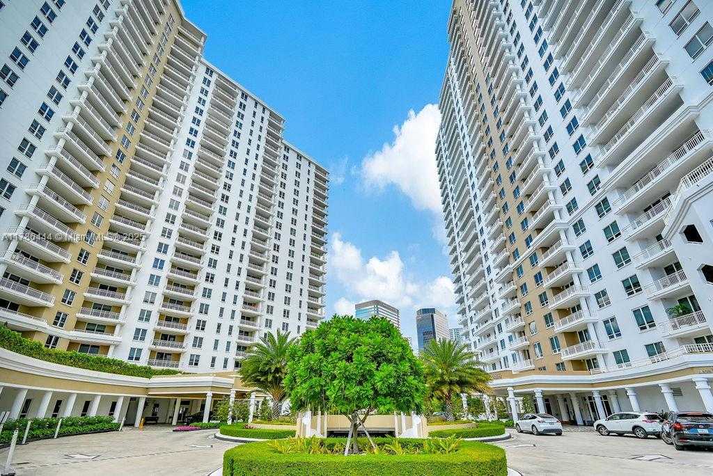Small Image of 701 BRICKELL KEY BLVD #610, Miami Number 24