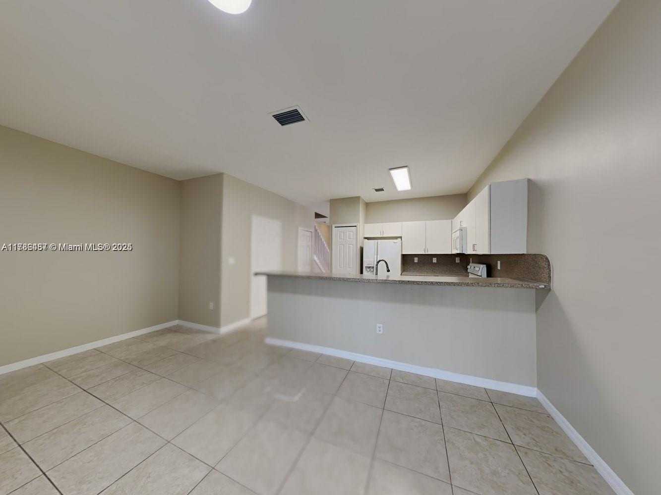 Small Image of 15277 SOUTH WEST 88TH TER, Miami Number 14