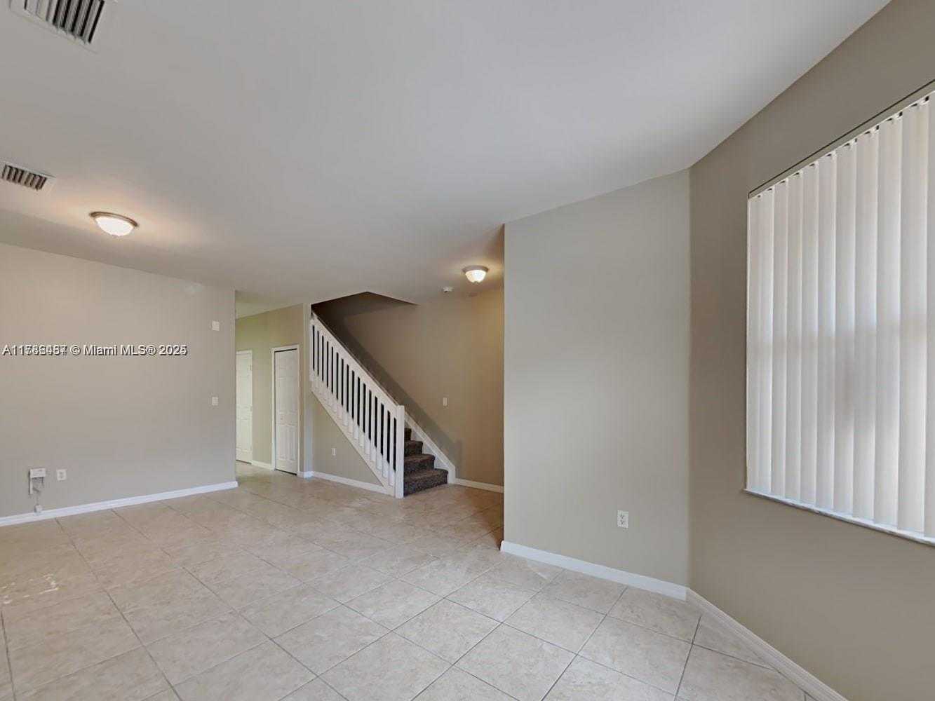 Small Image of 15277 SOUTH WEST 88TH TER, Miami Number 4