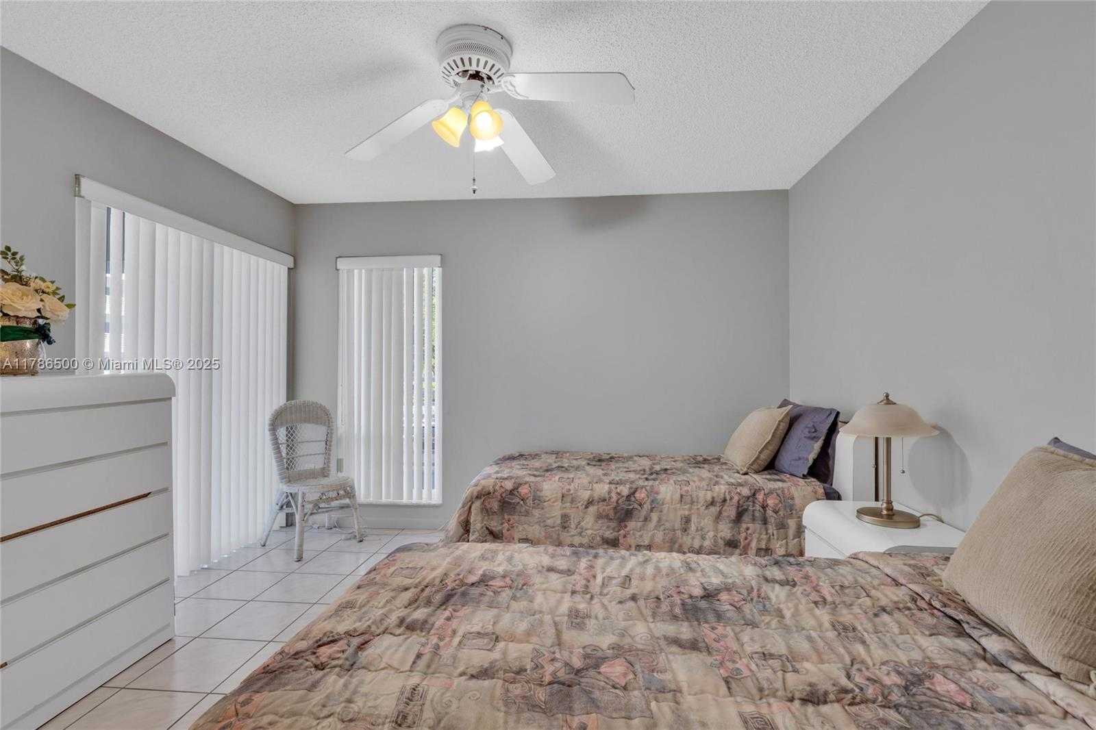 Small Image of 17801 NORTH BAY RD #210, Sunny Isles Beach Number 17