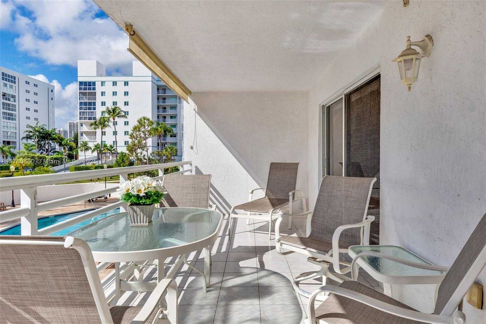 Small Image of 17801 NORTH BAY RD #210, Sunny Isles Beach Number 3