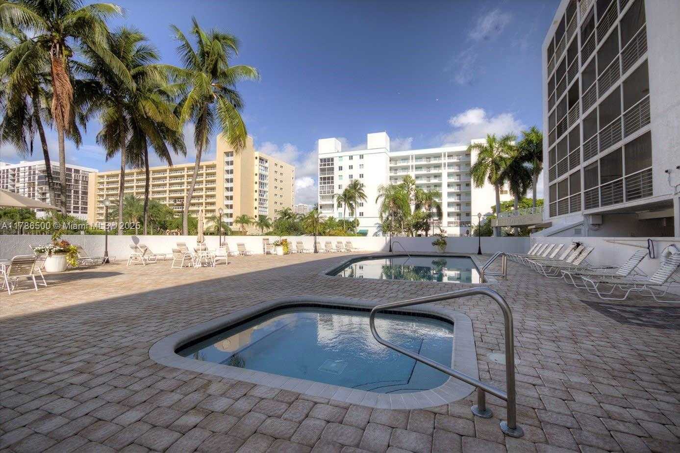 Small Image of 17801 NORTH BAY RD #210, Sunny Isles Beach Number 6