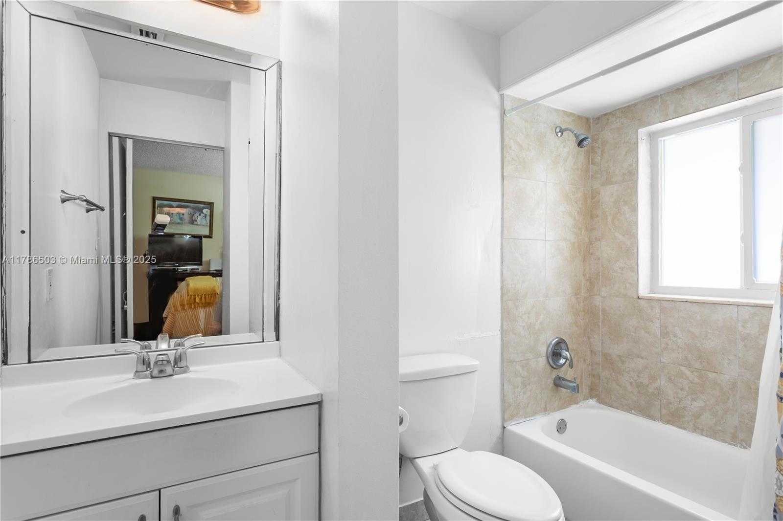 Small Image of 8306 SOUTH WEST 81ST TER, Miami Number 13