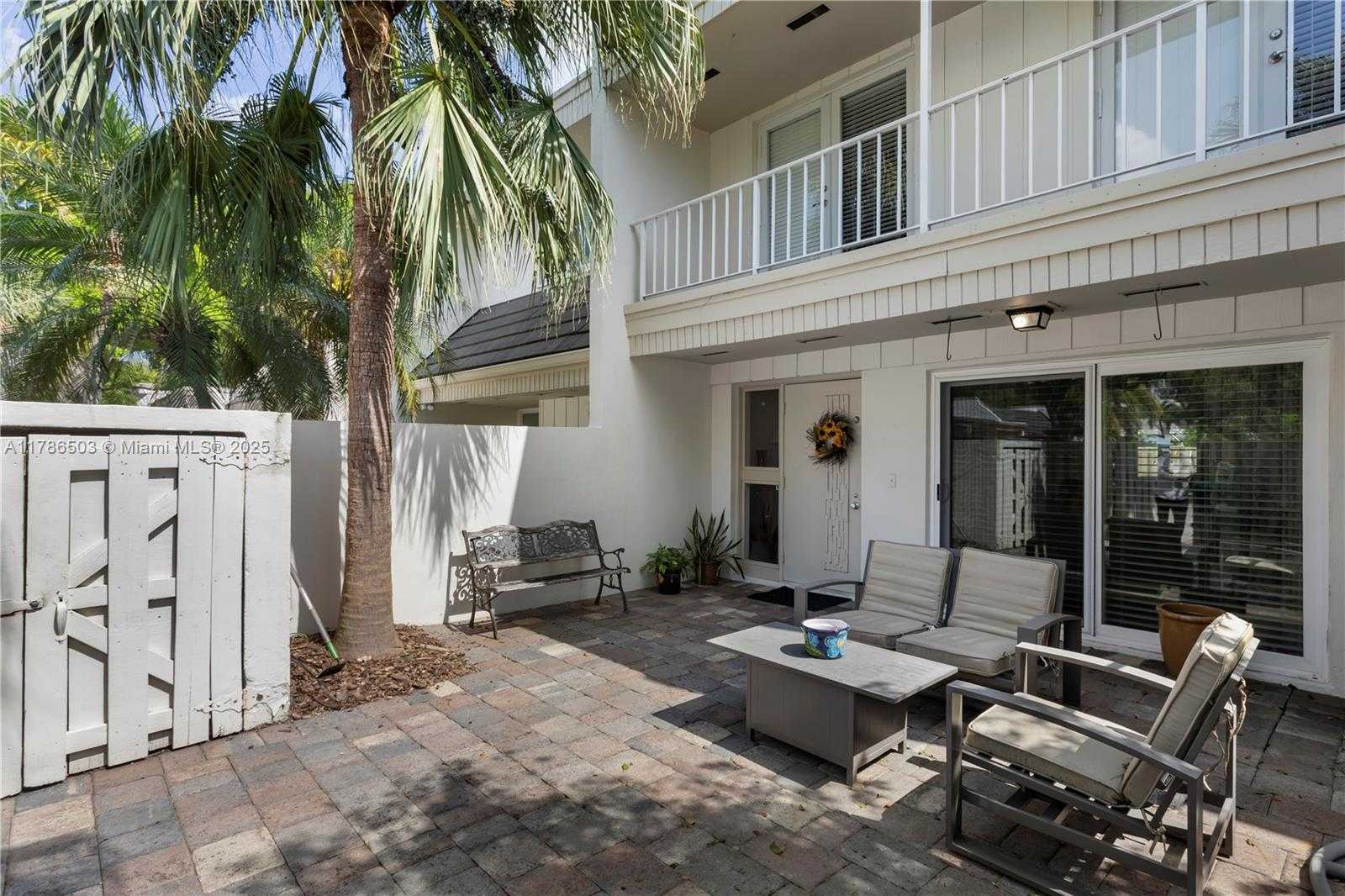 Small Image of 8306 SOUTH WEST 81ST TER, Miami Number 2