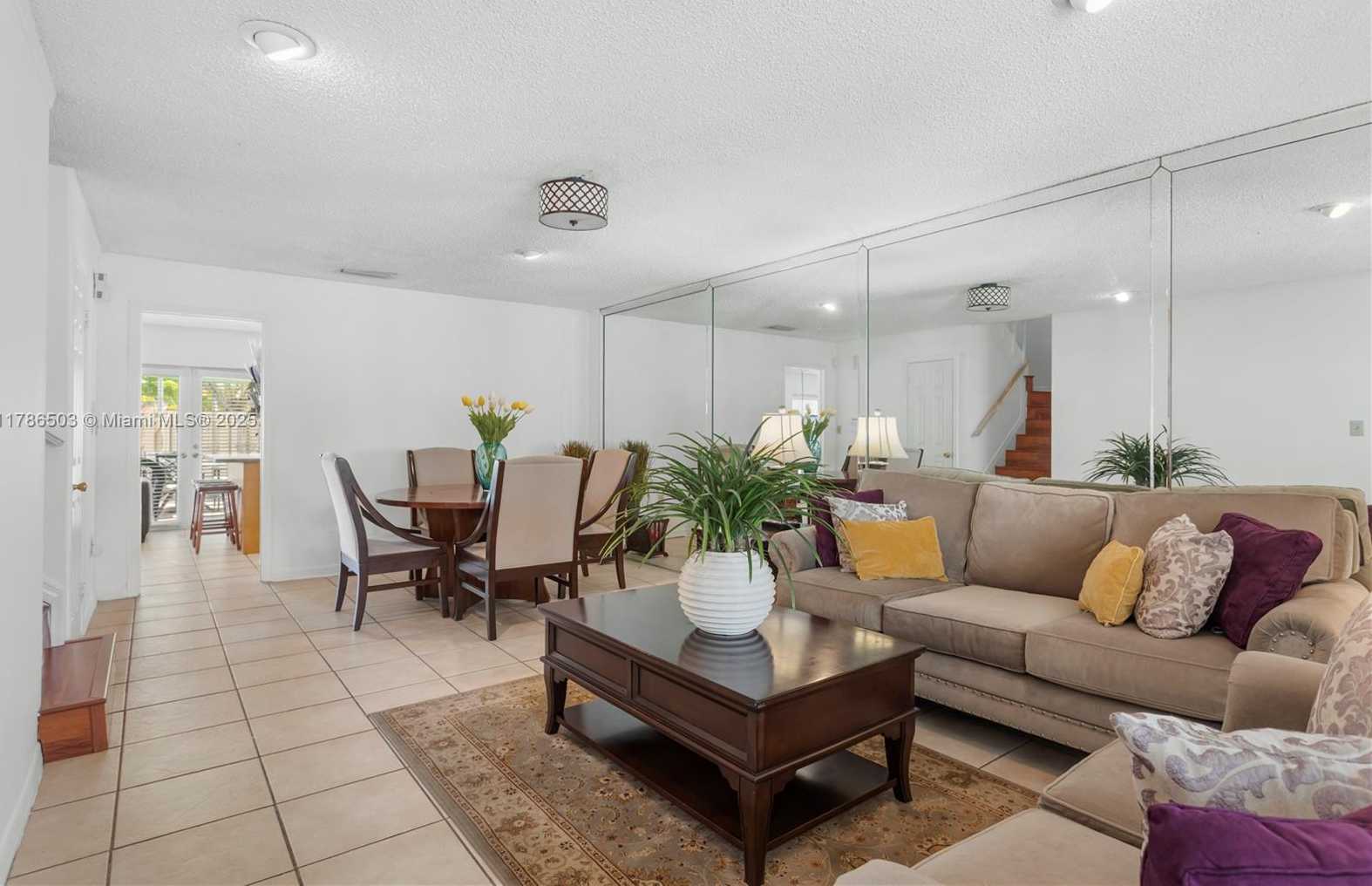 Small Image of 8306 SOUTH WEST 81ST TER, Miami Number 4