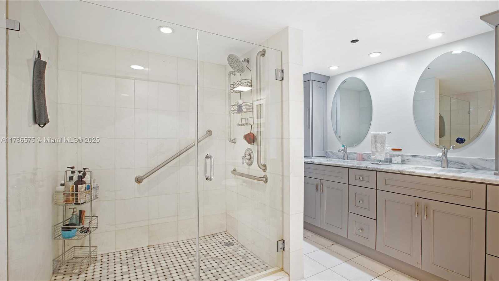 Small Image of 19707 TURNBERRY WAY #10AB, Aventura Number 14