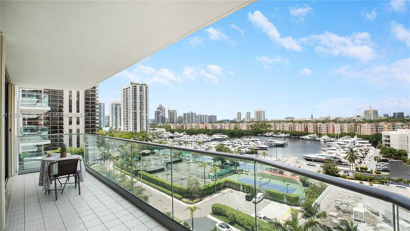 Small Image of 19707 TURNBERRY WAY #10AB, Aventura Number 5