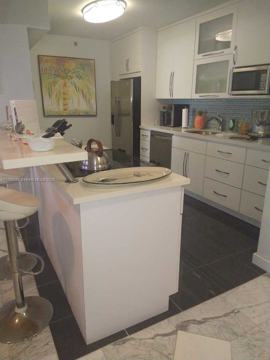Small Image of 9341 COLLINS AVE #806, Surfside Number 8