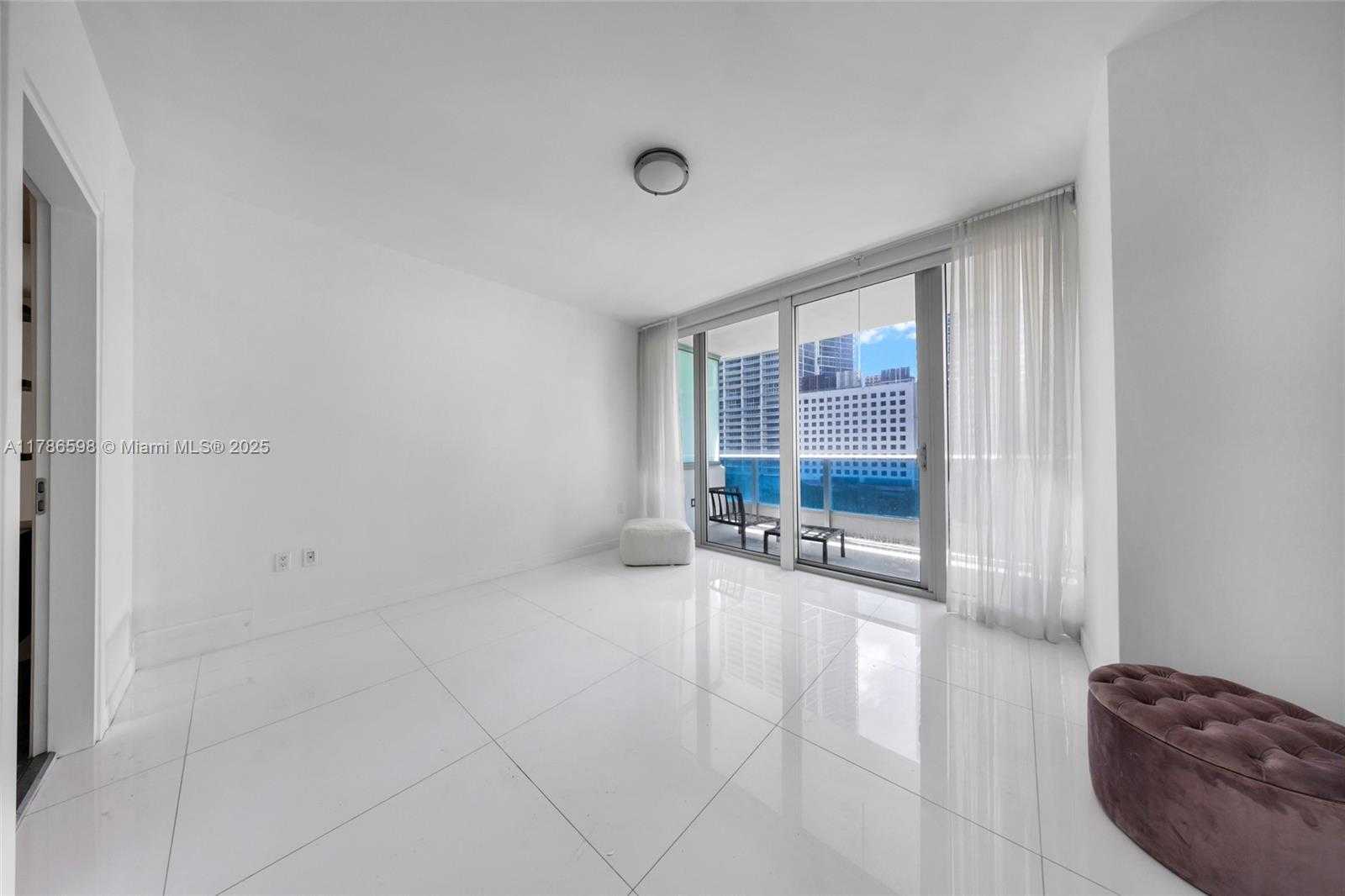 Small Image of 200 BISCAYNE BLVD WAY #503, Miami Number 21