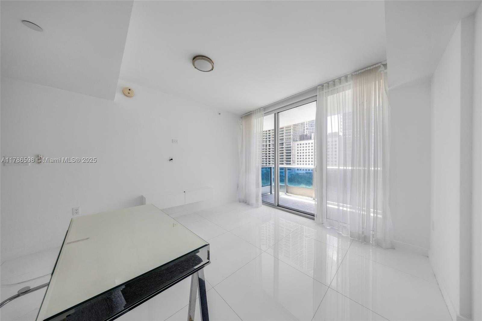 Small Image of 200 BISCAYNE BLVD WAY #503, Miami Number 26