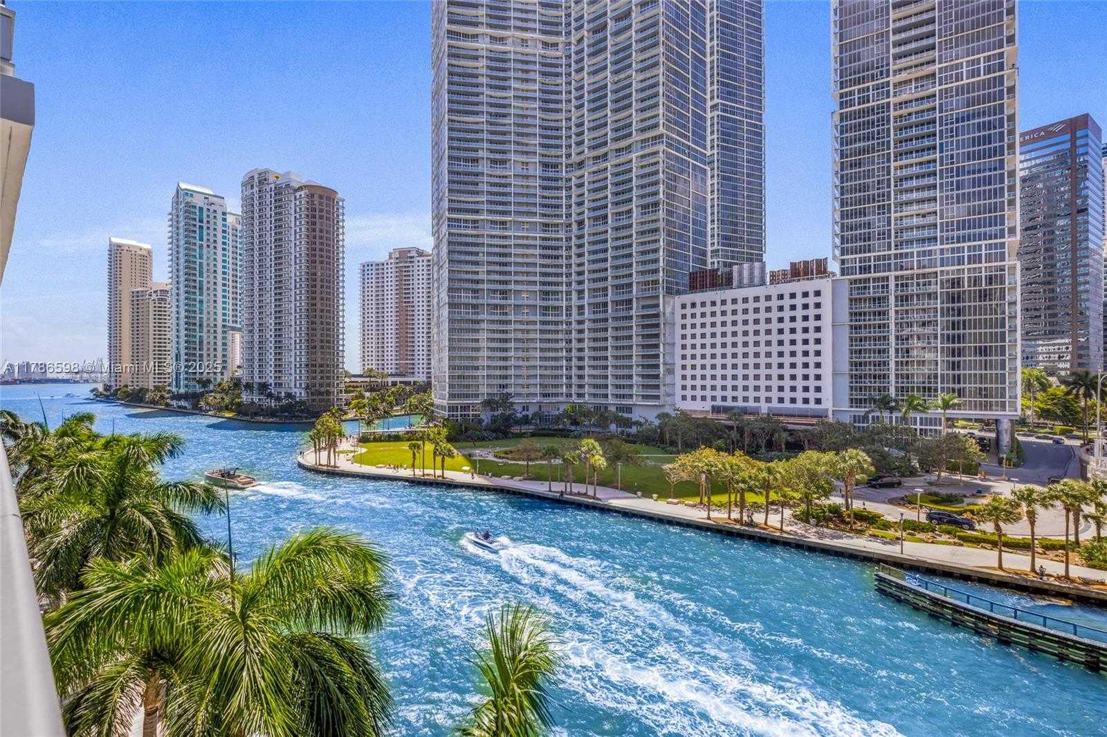 Small Image of 200 BISCAYNE BLVD WAY #503, Miami Number 37