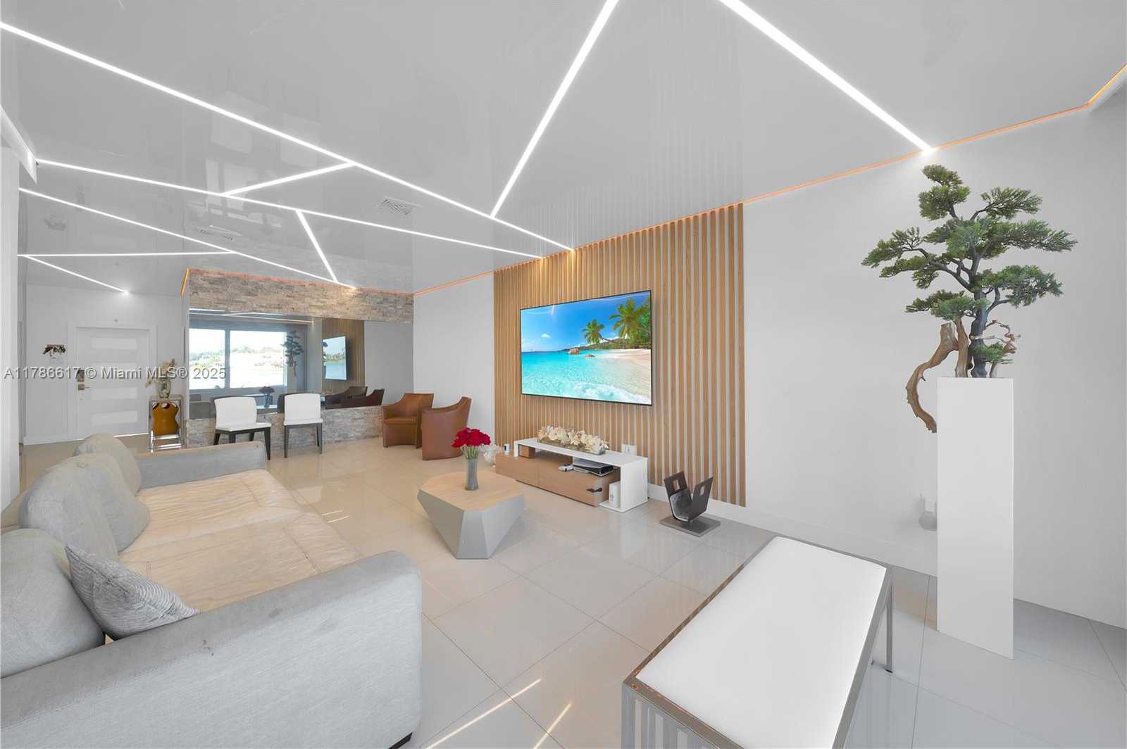 Small Image of 6694 NORTH WEST 107TH PL, Doral Number 10